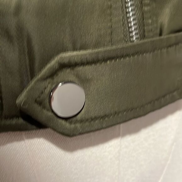 Zara NWT zippered Functional army green and orange hooded vest - medium - Picture 6 of 10